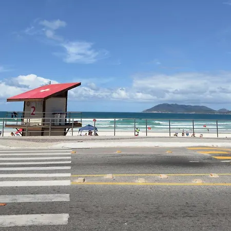 Apê Cabo Frio - Praia do Forte-2